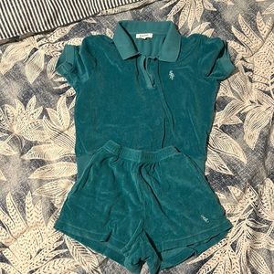 Sporty&Rich set of 2. T shirt and shorts